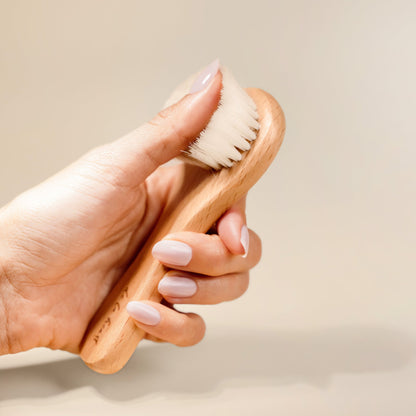 Facial Dry Brush